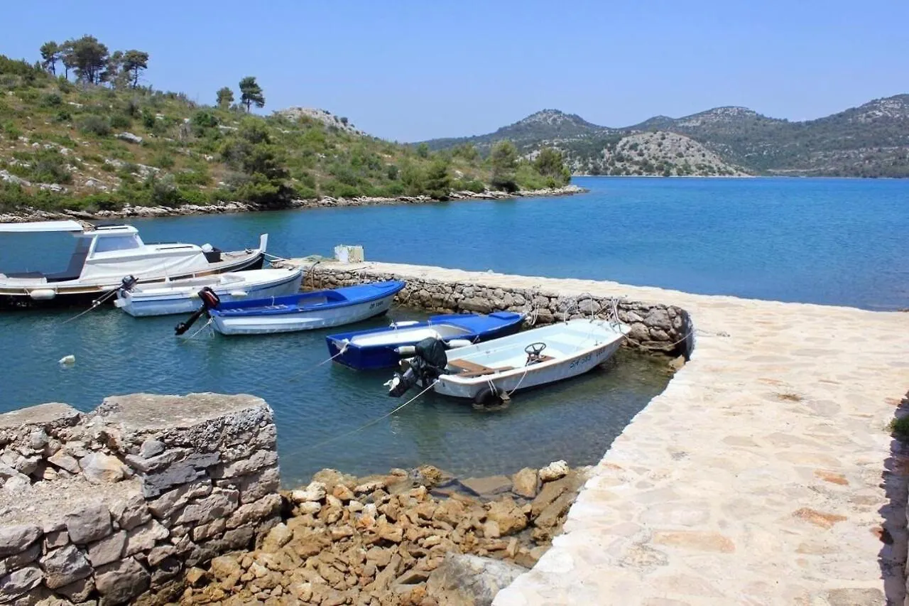 House Nature Park Sali Holiday home